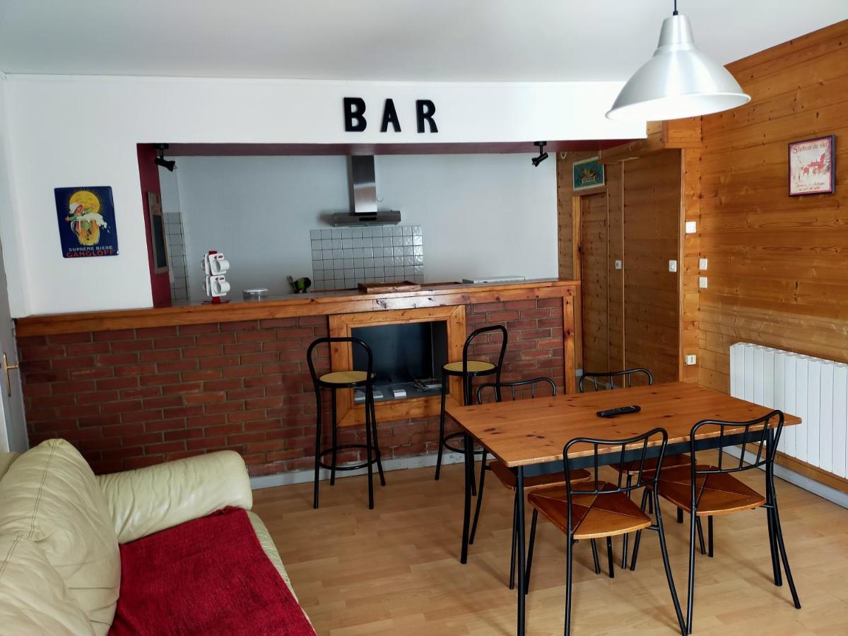 Agreable Appartement De 48 M² En Rdc 라루브불 외부 사진