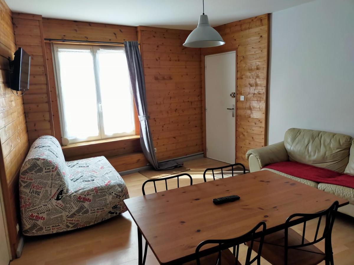 Agreable Appartement De 48 M² En Rdc 라루브불 외부 사진